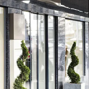 3* Hotell Visionapartments Place De Cornavin - Contactless Check-in